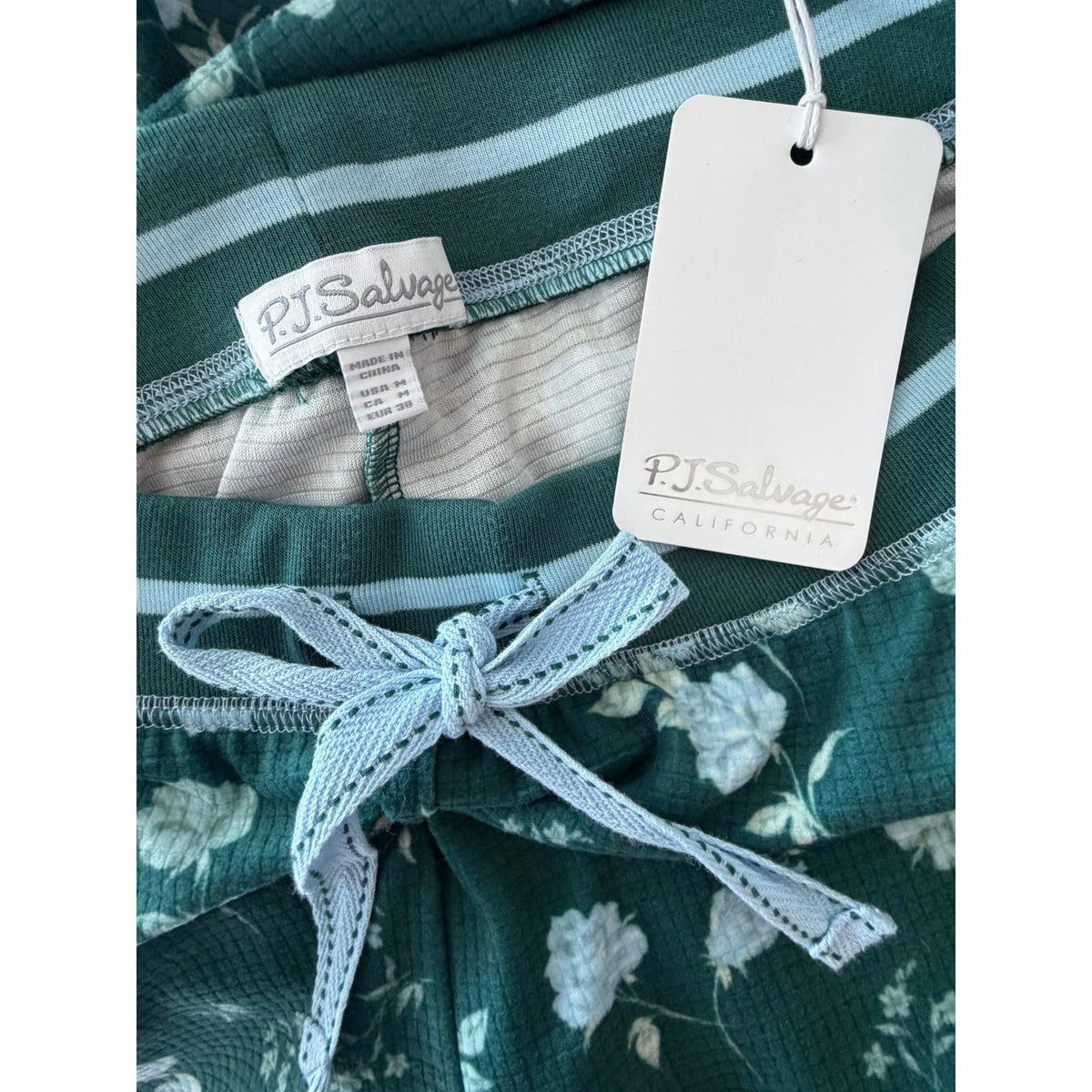 P.J. SALVAGE Green Floral Thermal Velour Open Leg Pajama Pants NWT Size M