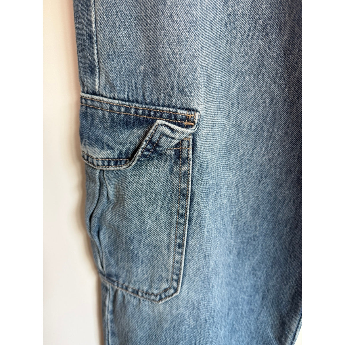 HIDDEN JEANS Logan Dad Jean NWT Size 26