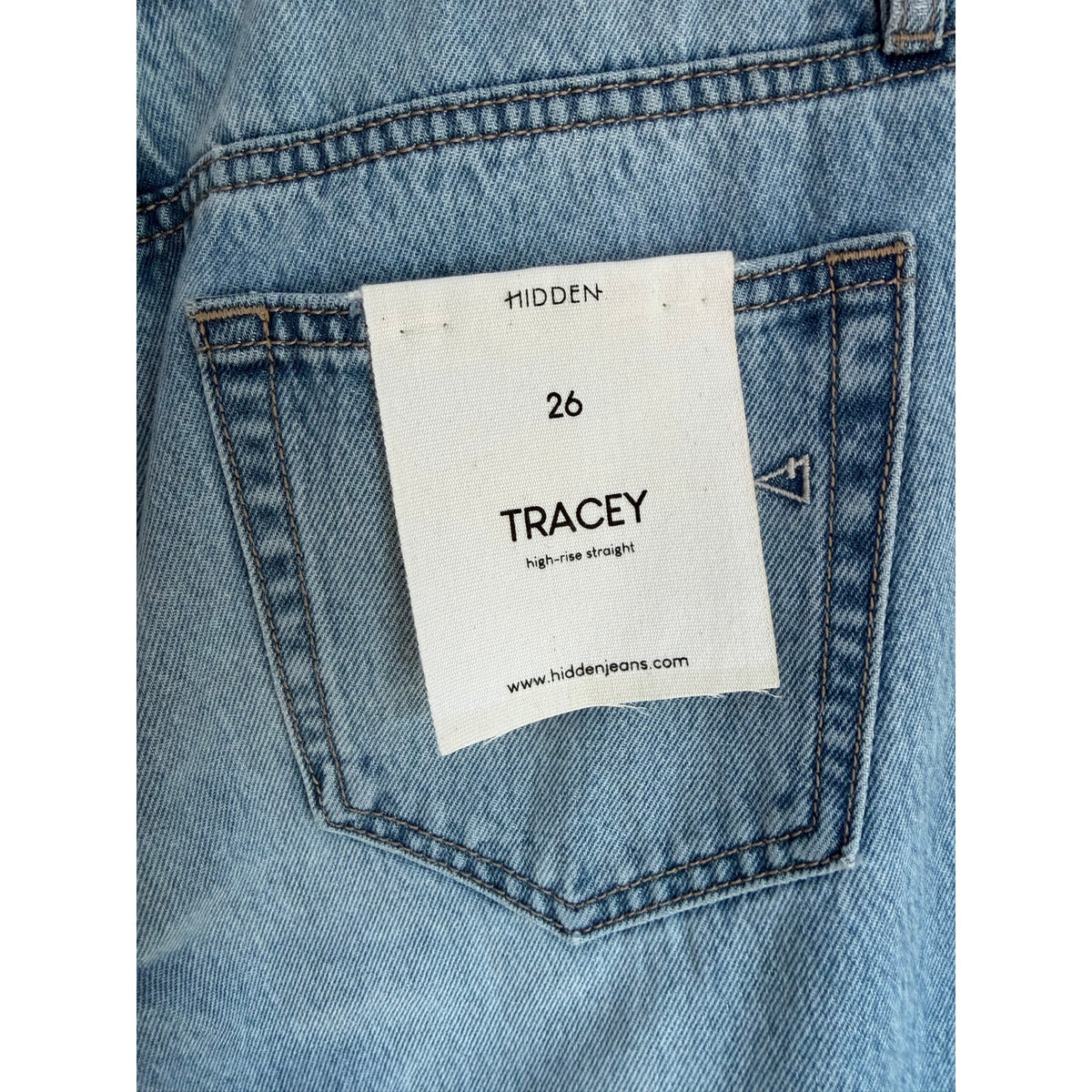 HIDDEN JEANS Tracey Straight Jeans NWT Size 26
