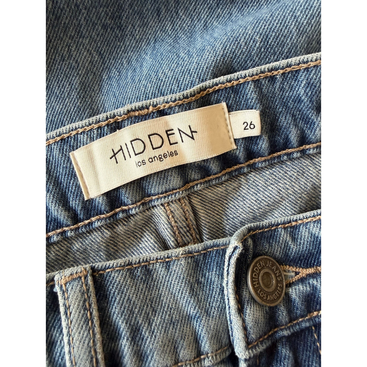 HIDDEN JEANS Logan Dad Jean NWT Size 26