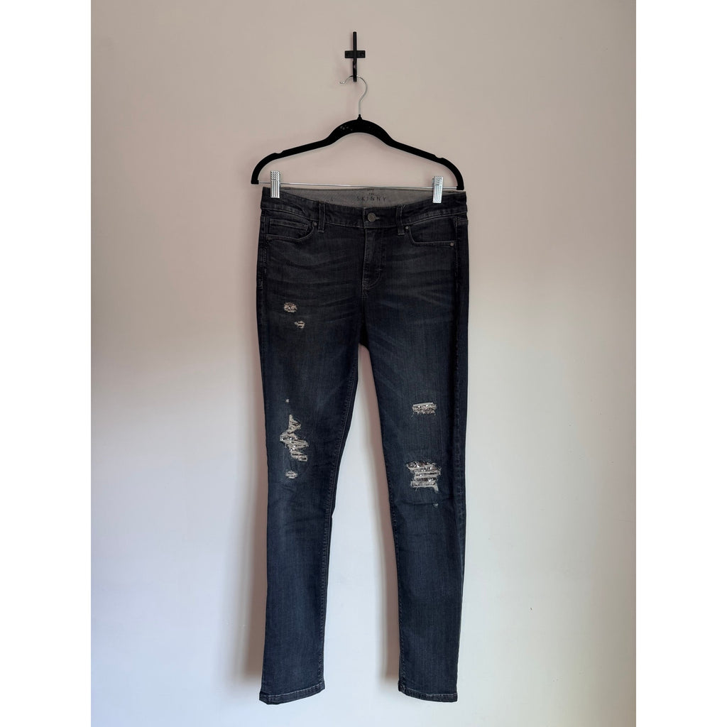 WHITE HOUSE BLACK MARKET The Skinny Jeans with Sequin Distress NWT Size 4