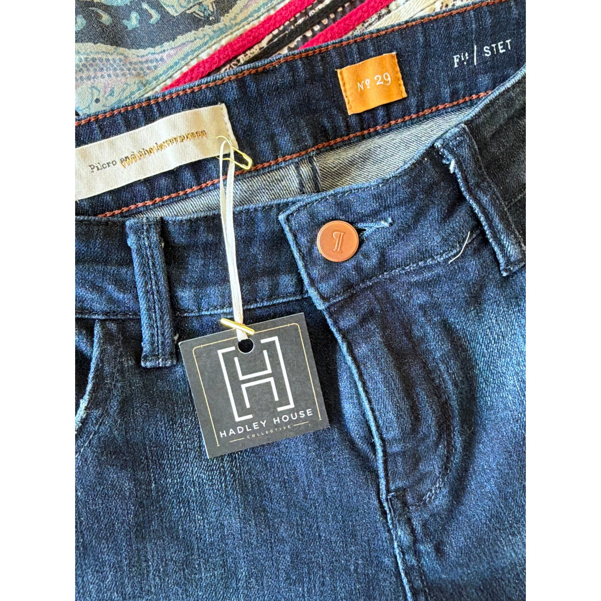 PILCRO AND THE LETTERPRESS Boho Embroidered Cuff Jean Size 29
